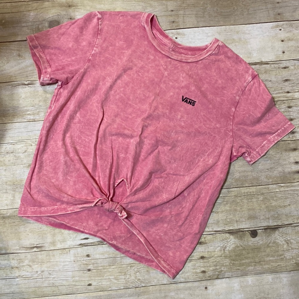 Van’s tie front pink t-shirt
